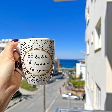 Central 2 Bed Sea View Apartment In Kyrenia Kyrenia  Ngoại thất bức ảnh