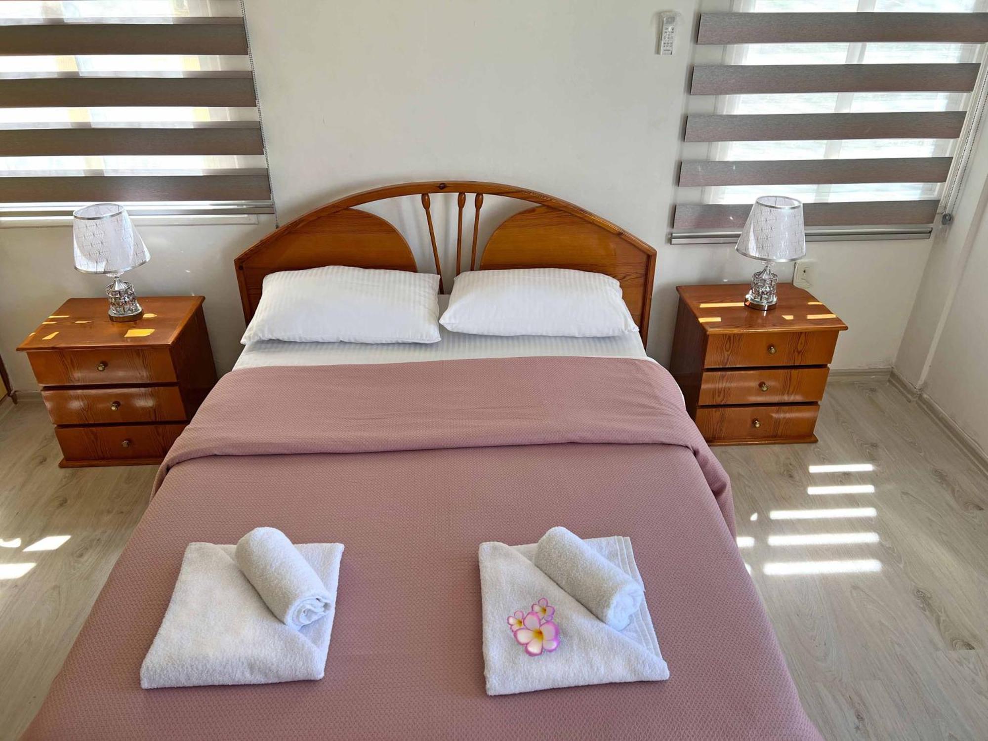 Central 2 Bed Sea View Apartment In Kyrenia Kyrenia  Ngoại thất bức ảnh